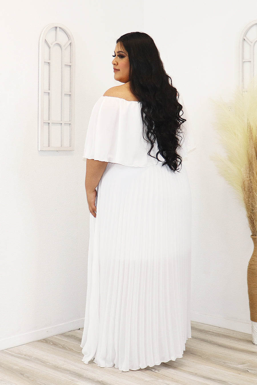 Naiara Dress Divas Plus