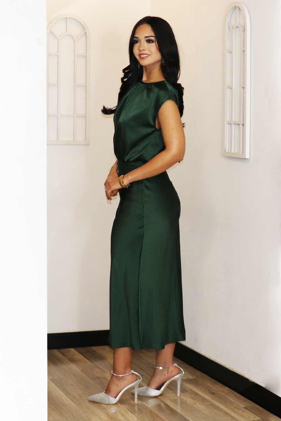 Lisa Loose Fit Satin Midi Dress Divas Plus Boutique