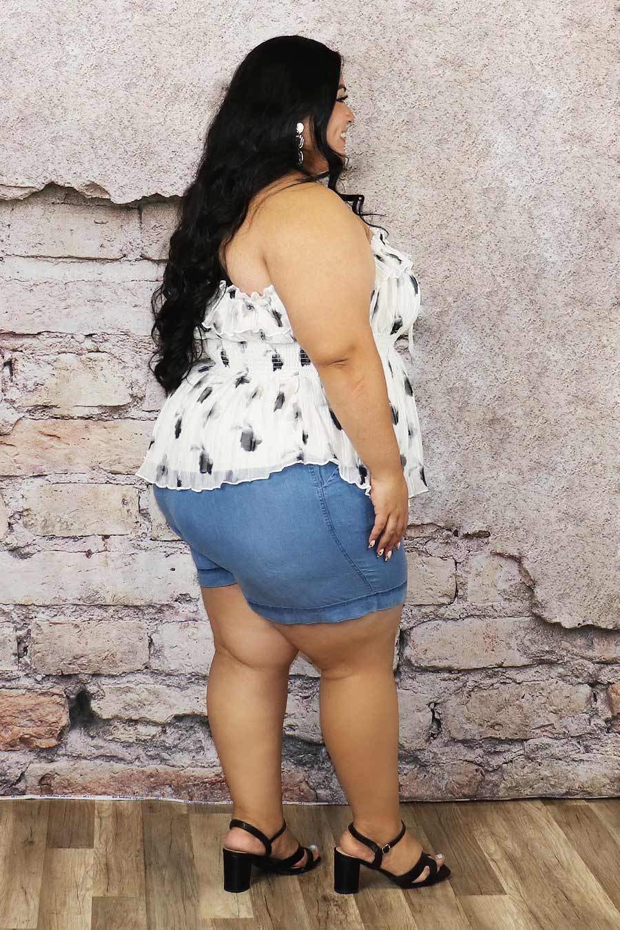 Adaida Strapless Top Divas Plus