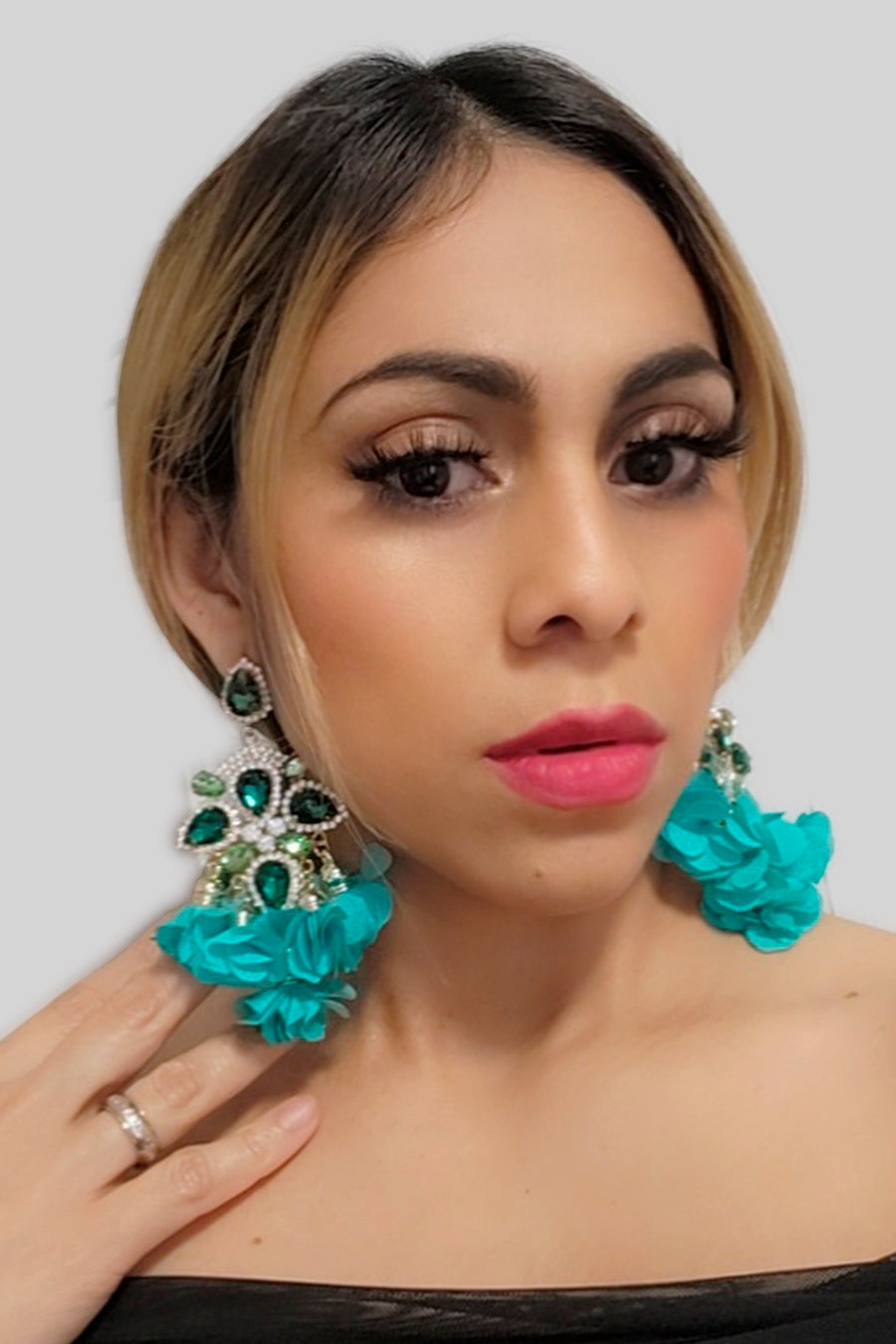 Nona Earrings