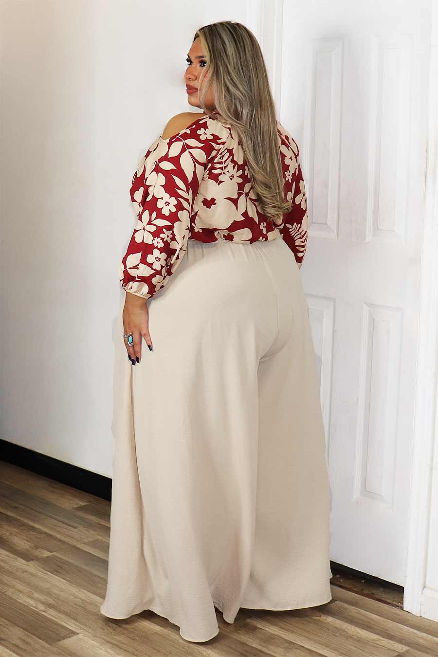 Nicolle Crop Top Divas Plus