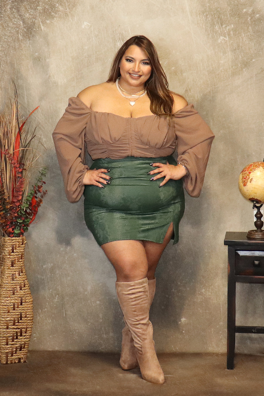 Poliana Leather Snake Skirt Divas Plus