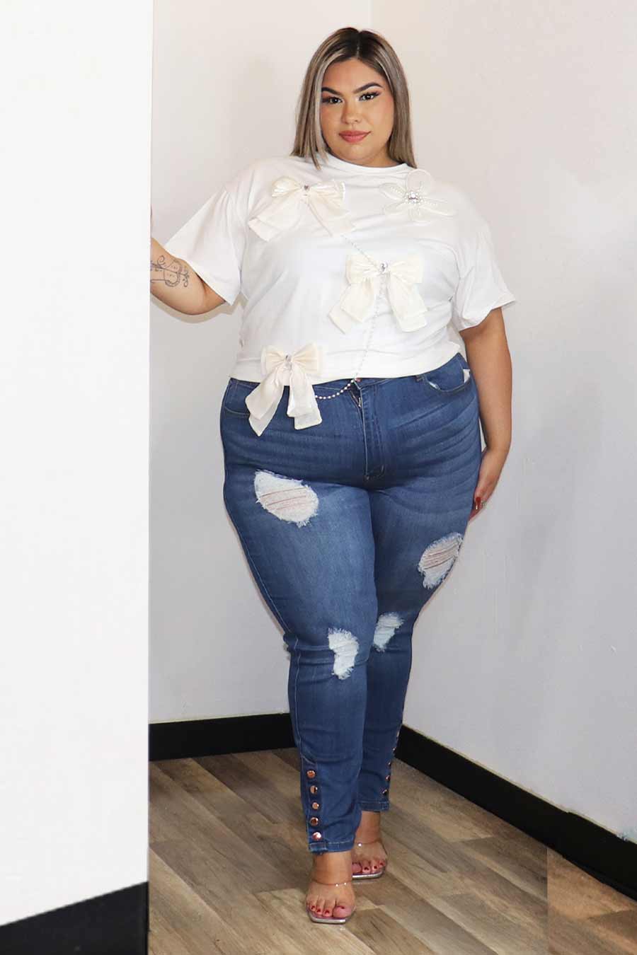 Giorgia 3D Bow and Pearl Top Divas Plus