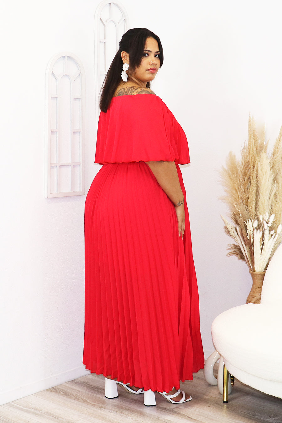 Naiara Dress Divas Plus