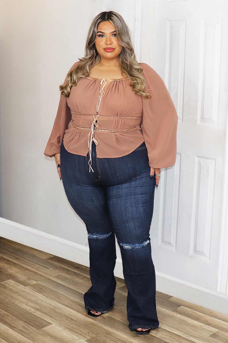 Lucia Peplum Top Divas Plus