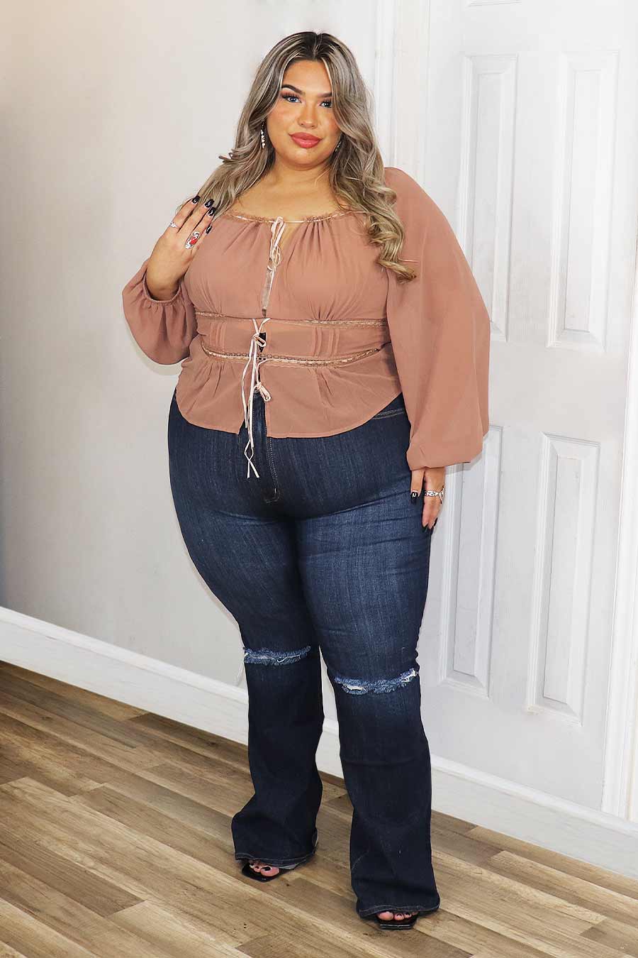 Lucia Peplum Top Divas Plus