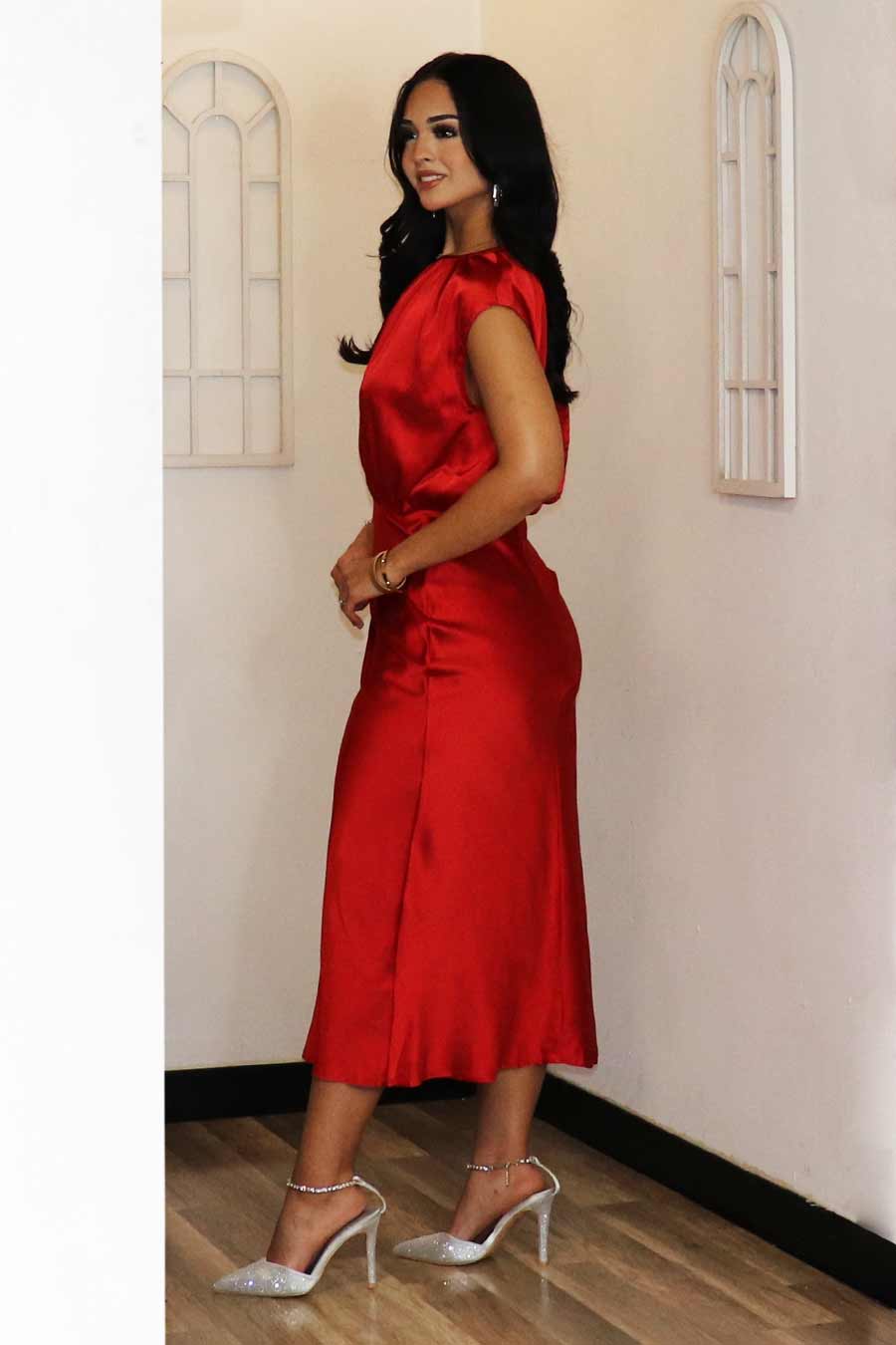 Lisa Loose Fit Satin Midi Dress Divas Plus Boutique