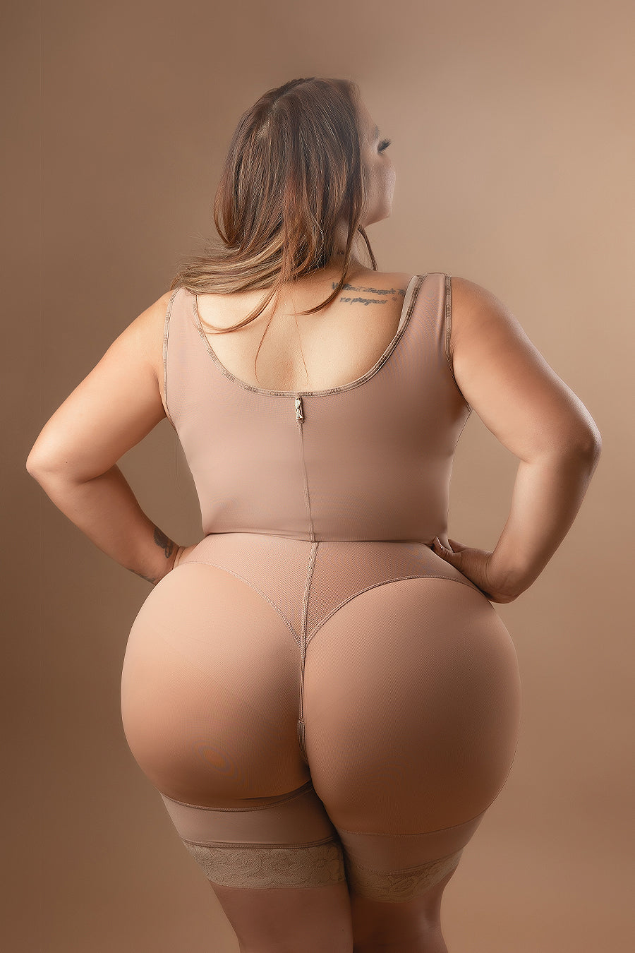 Celeste Girdle Divas Plus