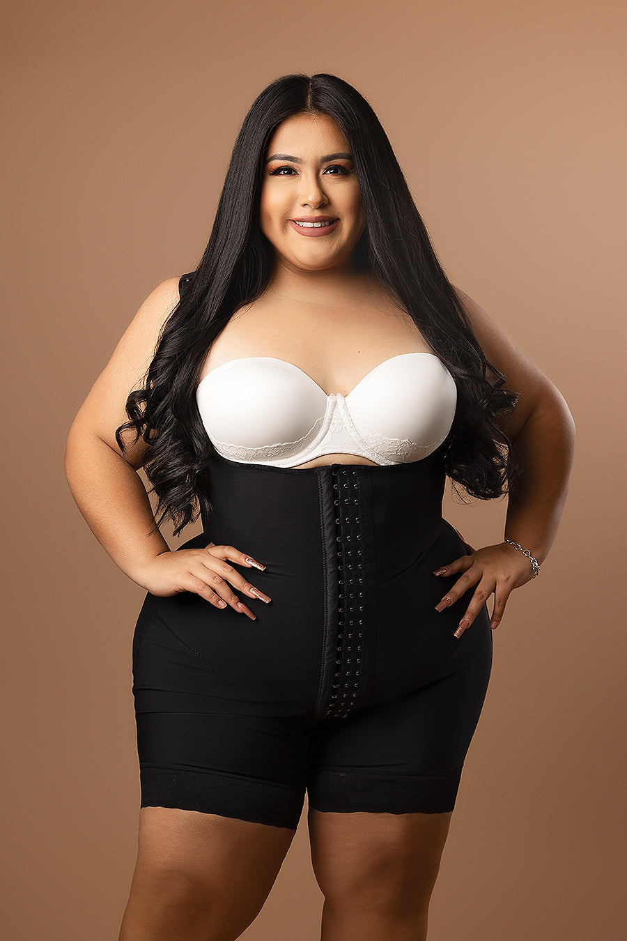 Silvia Girdle Divas Plus