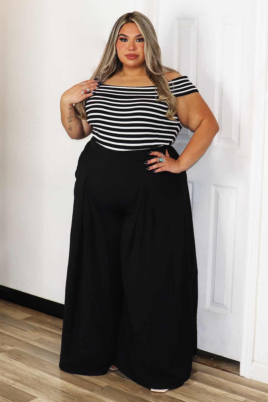 Arely Wide leg pants Divas Plus