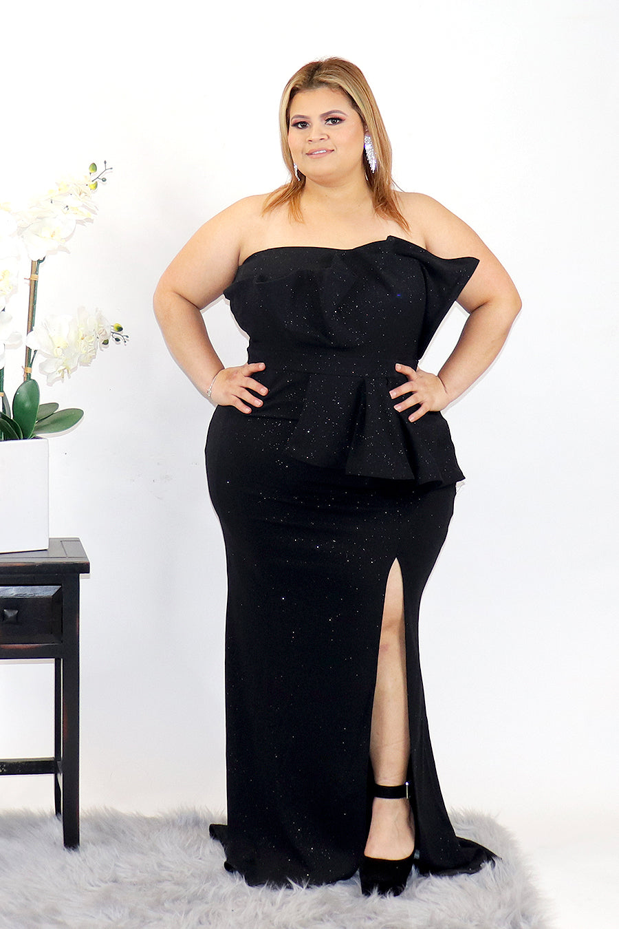 Taras Glitter Pleated Gala dress Divas Plus